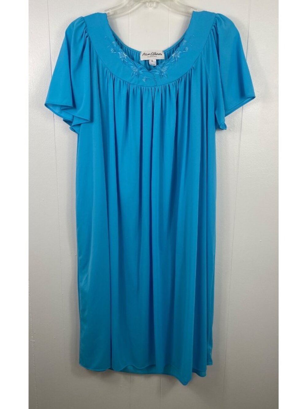 Miss Elaine Classics Blue Embroidered Nylon Nightgown XL Short Sleeve